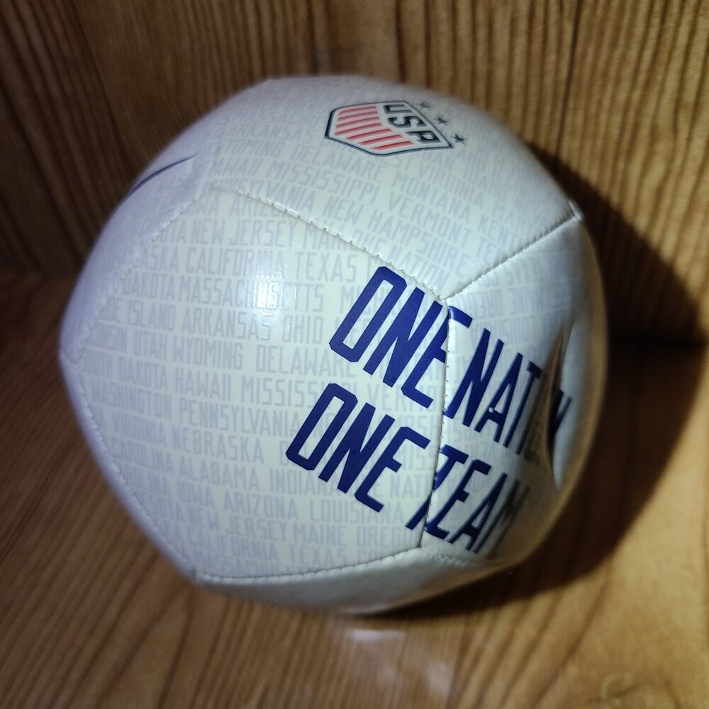 USA Football club Nike mini soccer ball (AS IS)